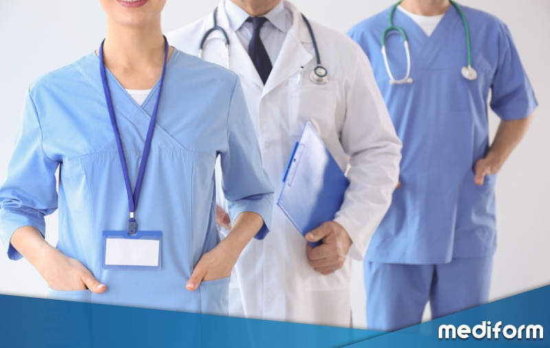 تفاوت روپوش و اسکراب پزشکی